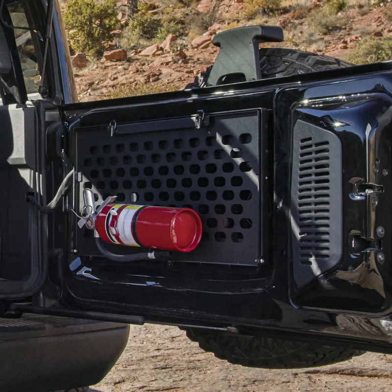 

2021 New Design Alloy Pickup Accessories Workbench Rear Trunk Table For Swing Gate Kit Ford Bronco