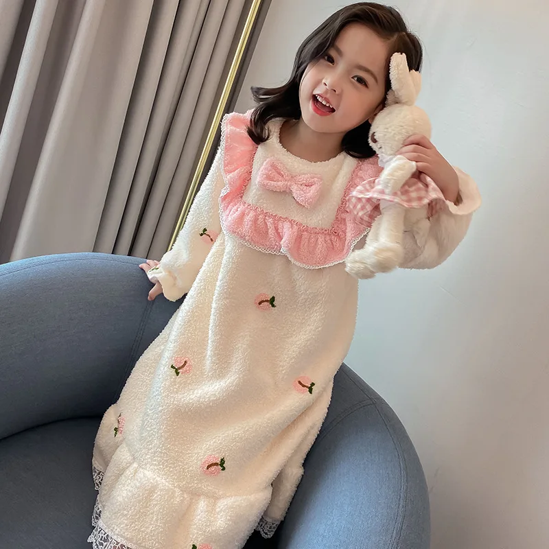 

Милый халат для маленьких девочек детские пижамы из кораллового флиса с бантом платья принцессы осенне-зимняя кружевная ночная рубашка в К...