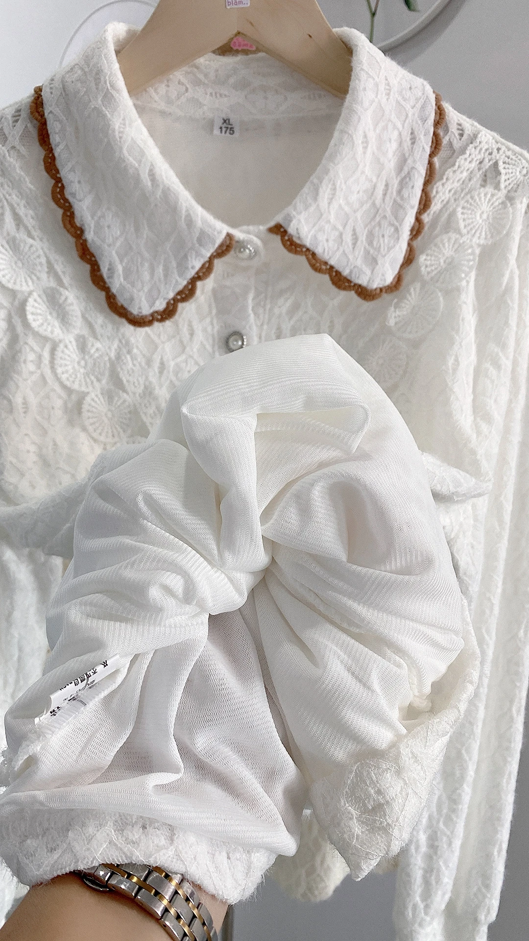 Color Matching Lace Doll Collar Lace blouse Slimming Long sleeve Shirt Socialite Fleece-l...