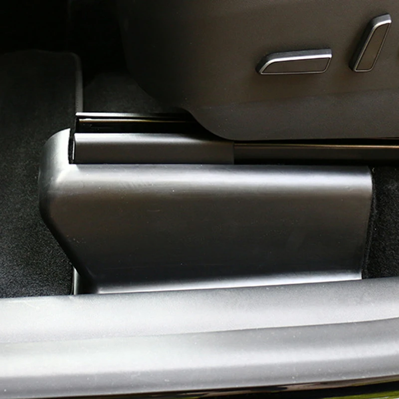 Противоударный чехол на автомобильное сиденье Tesla Model Y