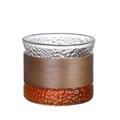 

Стеклянная круглая чашка 120 мл