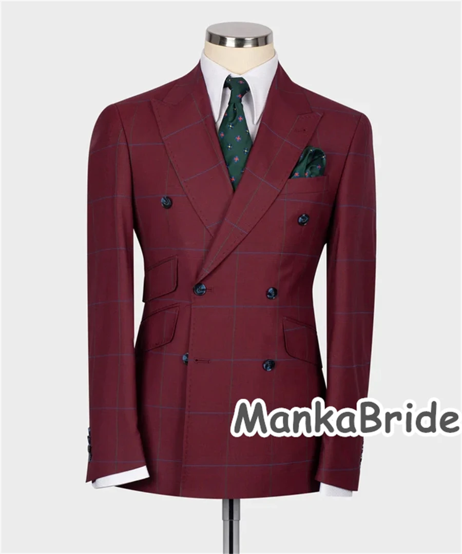 Рисунок 4 - Костюм мужской бордовый двубортный в клетку