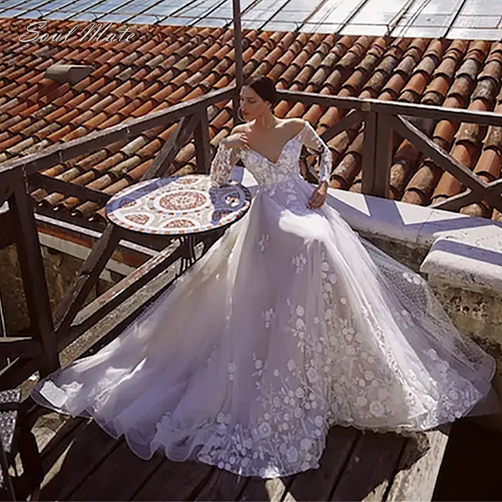 

Elegant Sweetheart A Line Wedding Dress for Women Long Sleeves Backless Bridal Gown White Appliques Bridal Dress Robe De Mariée