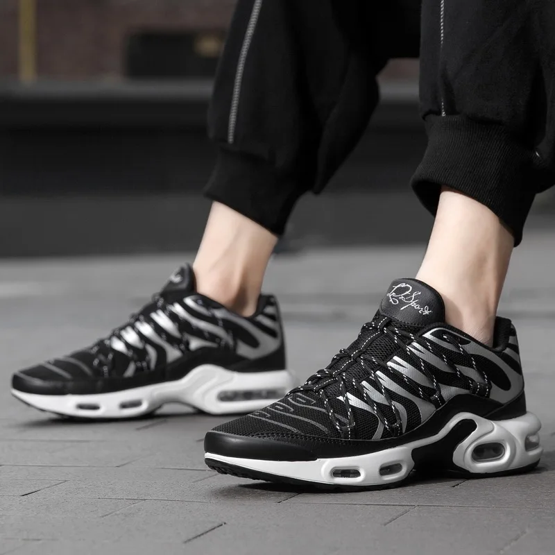 Men's Personalized Printed Sneakers Flight Woven Sneakers Comfortable Running Shoes Outdoor Sneakers For Men