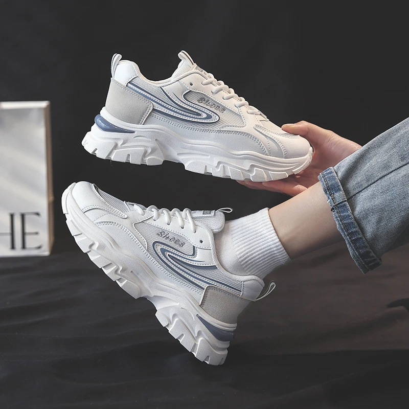 

Sneakers Women Vulcanize Shoes New Female Black White Platform Thick Sole Running Casual Ladies Shoes Tenis Feminino