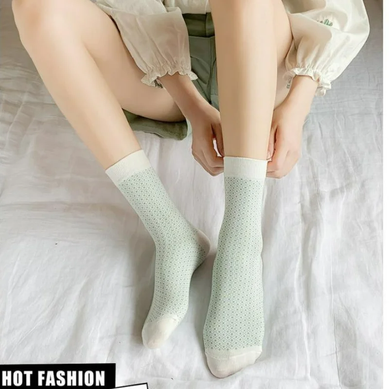 1 pair New  Dot Print Women's Socks College Style sweet Cute Long Socks for Women  Streetwear forest style
