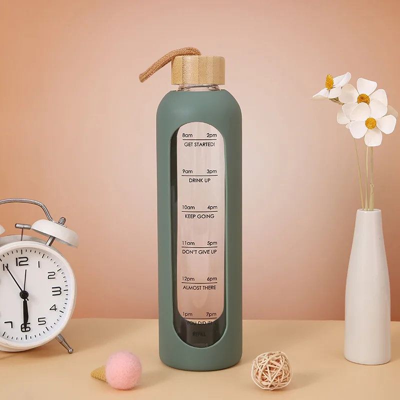 

Бутылка для воды из стекла 1 л