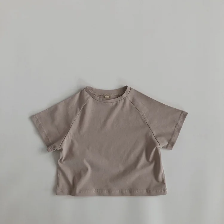 

Short sleeve T-shirt summer children's solid bat sleeve T-shirt boys and girls round neck backing