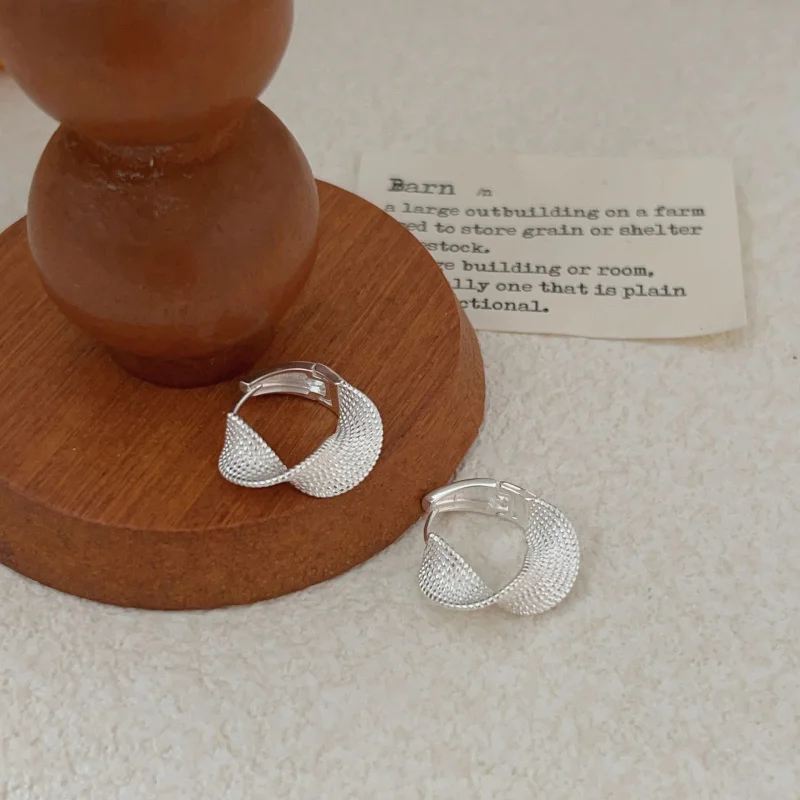 Женские серьги с витой текстурой в корейском стиле простые дикие Heng из Южной