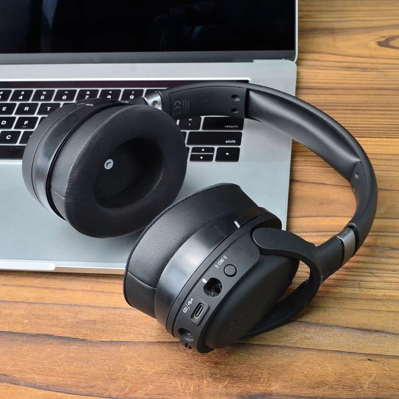 Прочные и удобные амбушюры с превосходной звукоизоляцией для пользователей