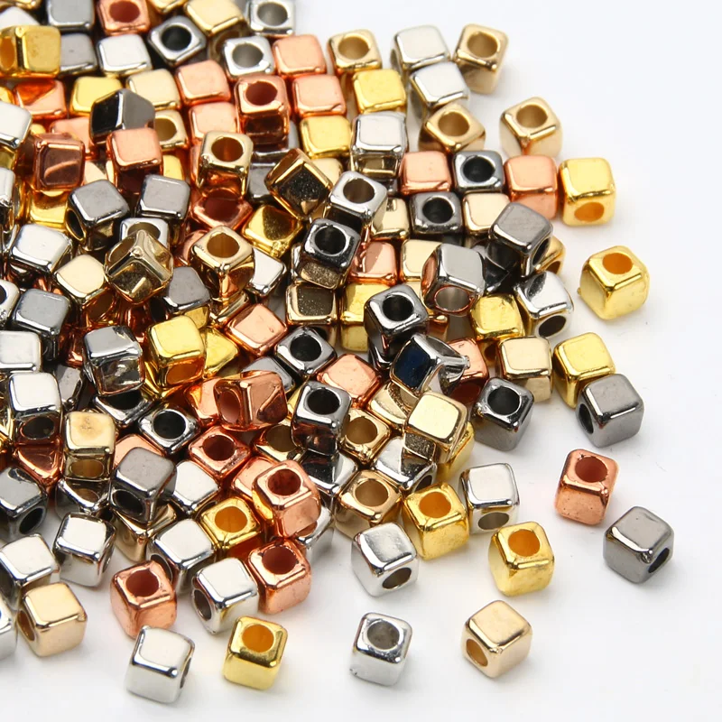 Квадратные акриловые свободные бусины 4 мм 200-600 шт