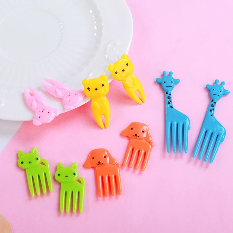 

Cute Mini Forks Animal Fruit Forks Lunch Accesorios for Kids Food Picks Plastic Cartoon Snack Cake Dessert Toothpick Bento Decor