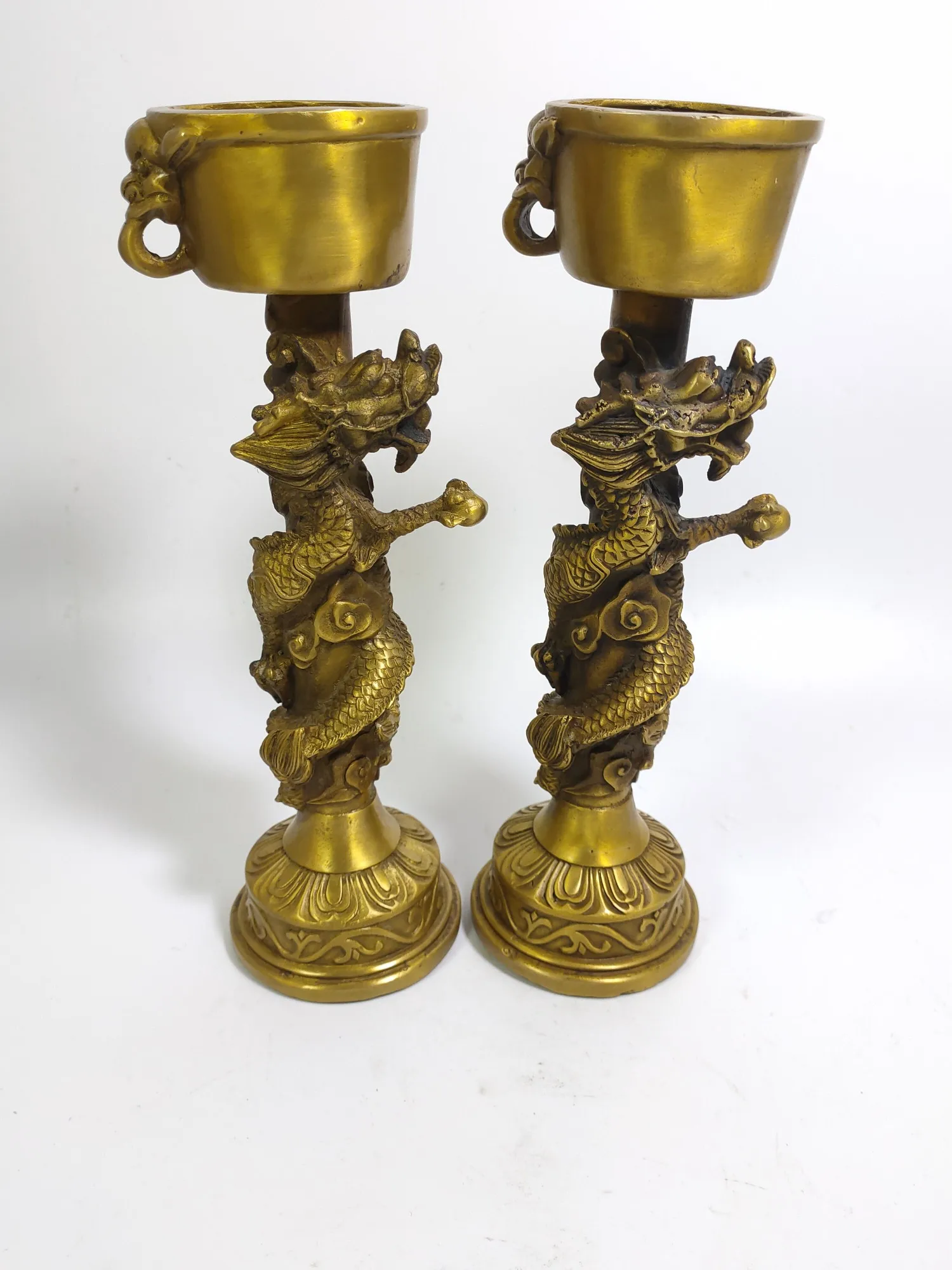 

Ancient Buddha Copper Candlestick Candleholder Ornament Candle Holder Temple Retro Supplies Dragon Candler Crafts Statue