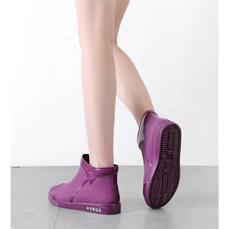 Women's Short Ankle Rain Boots 2022 New Lightweight Chelsea Boots Non-slip Waterproof Ankle Rainboots Females Footwear X0136