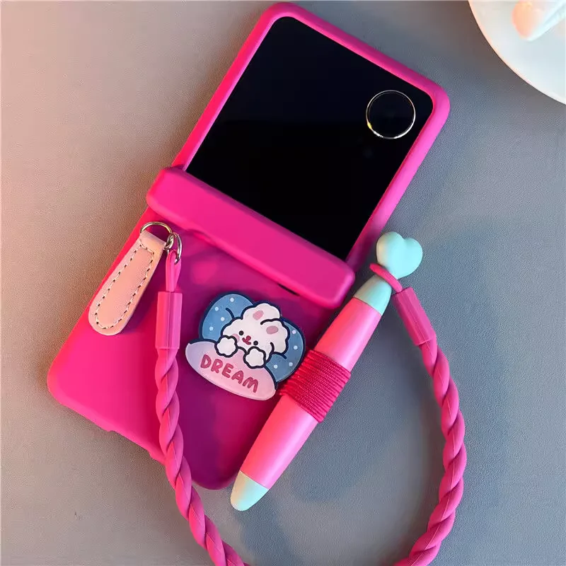 Милый флип-чехол для телефона Honor Magic V Flip Case со стилусом и ремешком на руку, женский розово-красный твердый чехол (art.: 3920d3fef2e4a) - 3920d3fef2e4a