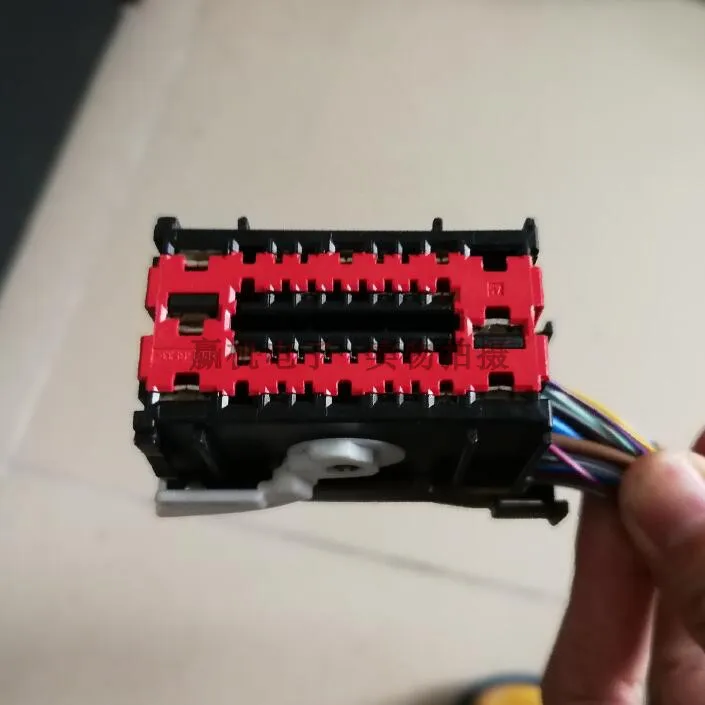 

For Ford New Mondeo BCM-F Plug Connector Female Terminal Pin Plug