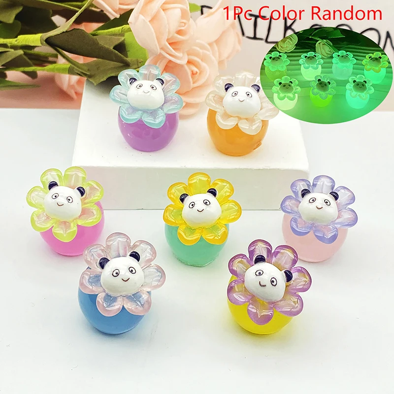 

1Pc Luminous Flower Panda Ornament Mini Cartoon Color Bee Doll Micro Landscape Decoration Dollhouse Miniature Toy