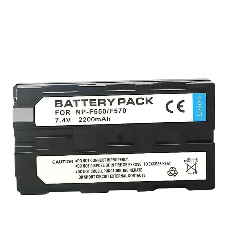Фото Аккумуляторная литиевая батарея NP-F550 FF570 7.4V 2200mAh для камер F750 F770 F970 F960 №1