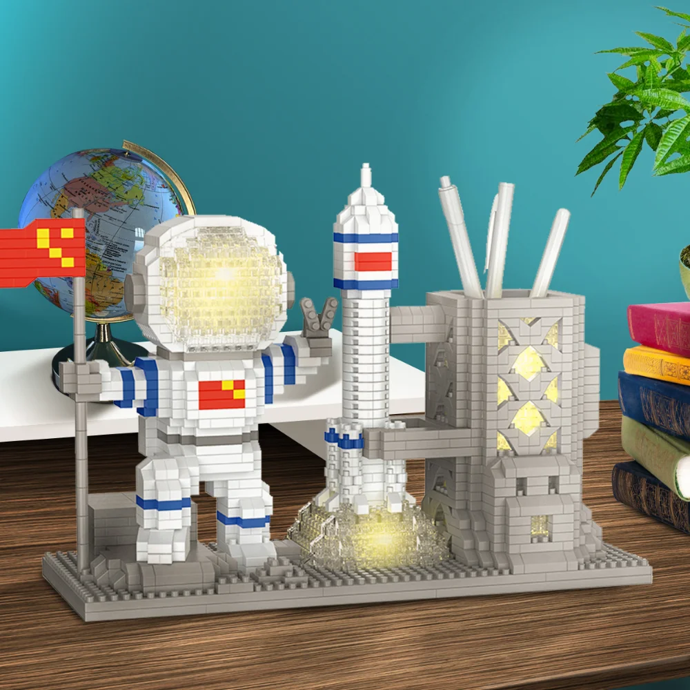 

Креативная сборная игрушка для детей аэрокосмический астронавт ручка контейнер со светодиодной 3D моделью Сделай Сам алмазные блоки кирпичи