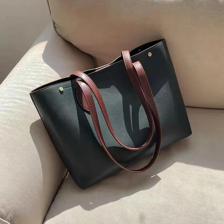 

Сумка большой вместимости B166, новинка 2022, модная универсальная плиссированная сумка на плечо, женские сумки, дизайнерская сумка, сумка высо...