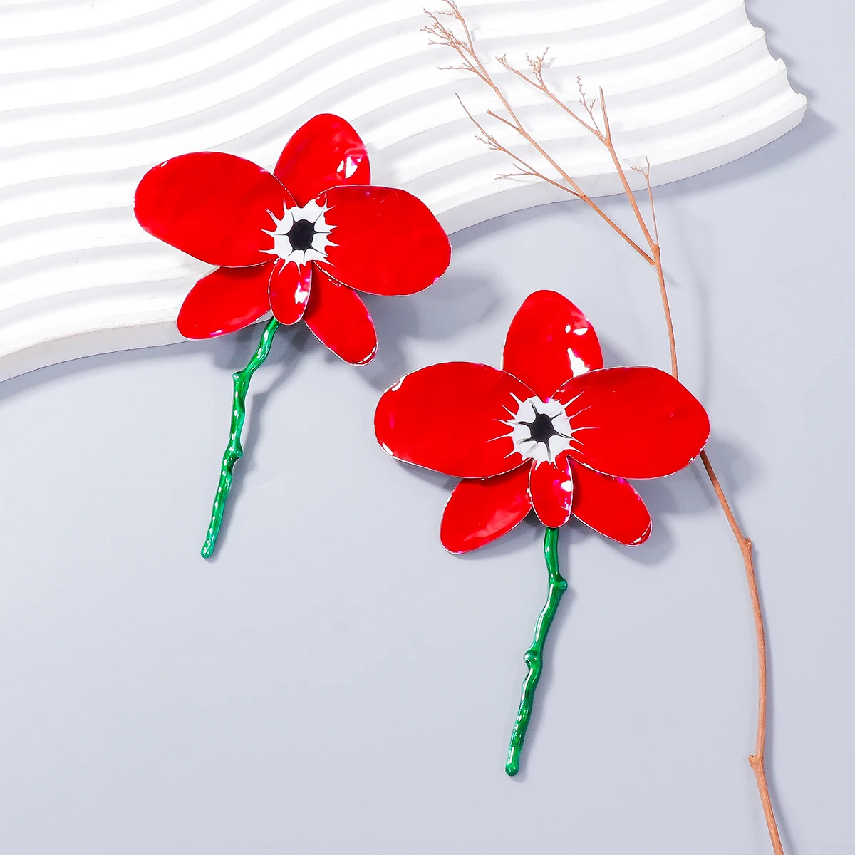 Новинка 2024 крупные женские серьги ZAA в виде красных цветов украшения для