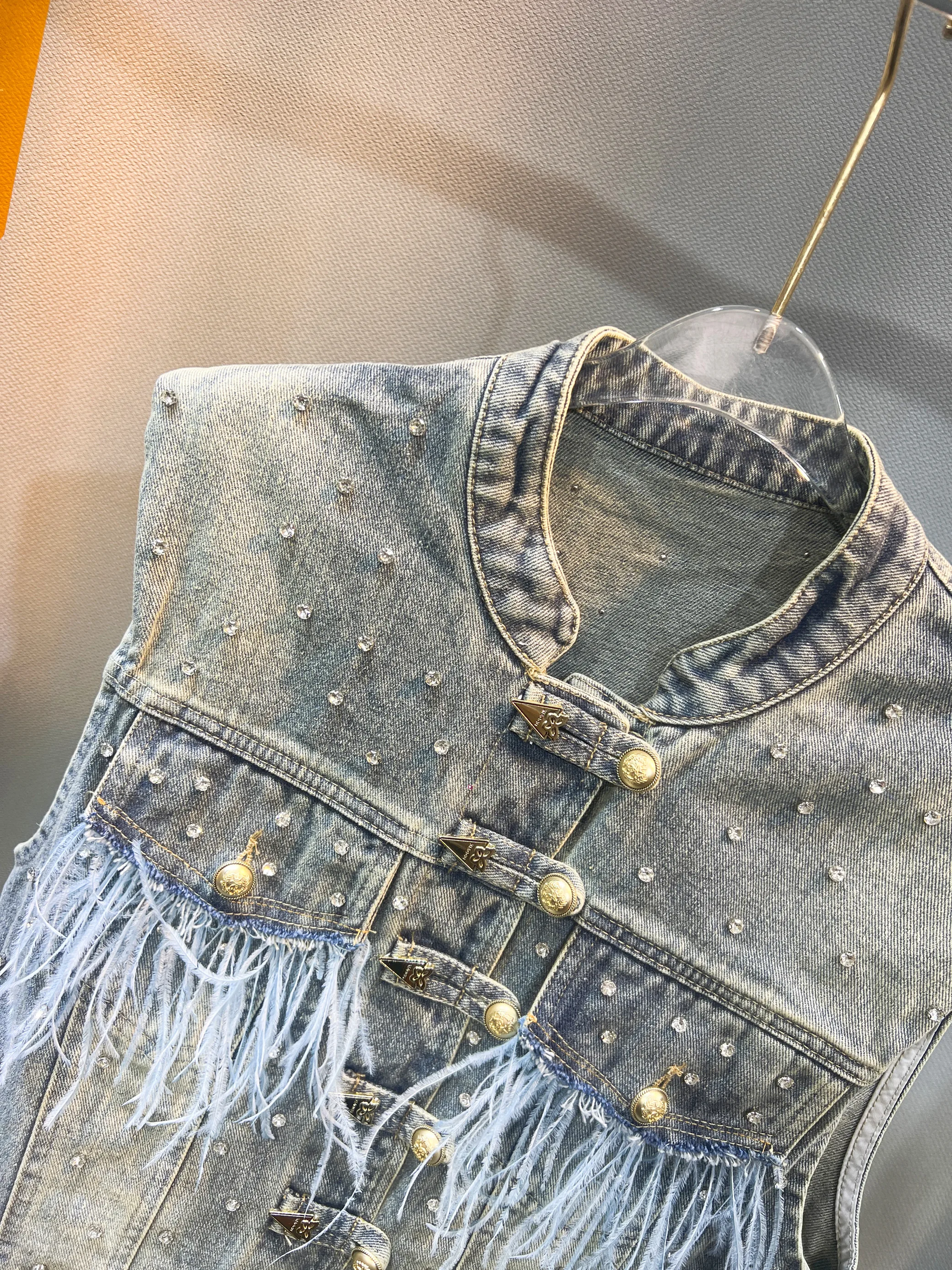 Женская Осенняя куртка без рукавов новинка 2024 модный однобортный джинсовый