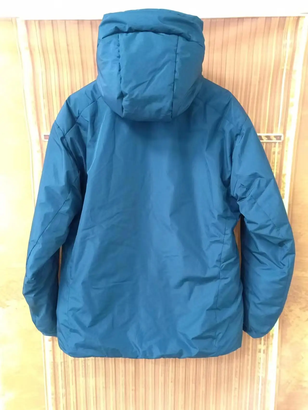 2023 New ARC ATOM LT HOODY MEN Jackets Coats Lightweight Soft Skull Outerwear for Travel and Outdoor Sport