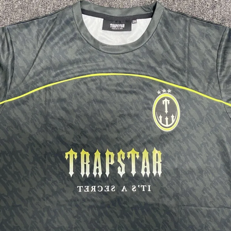 

High Quality Trapstar Monogram Football Jersey Black T Shirt Gradient Color EU Size Trapstar Top Tees Men Women