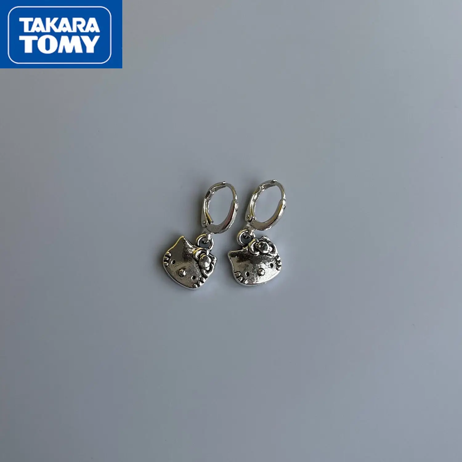 

Женские новые ретро-серьги TAKARA TOMY в детском стиле, простые милые Мультяшные Серьги Hello Kitty, серьги