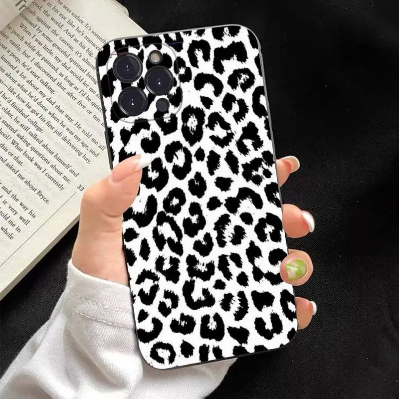 Leopard print Phone Case Silicone Soft for iphone 14 13 12 11 Pro Mini XS MAX 8 7 6 Plus X XS XR Cover