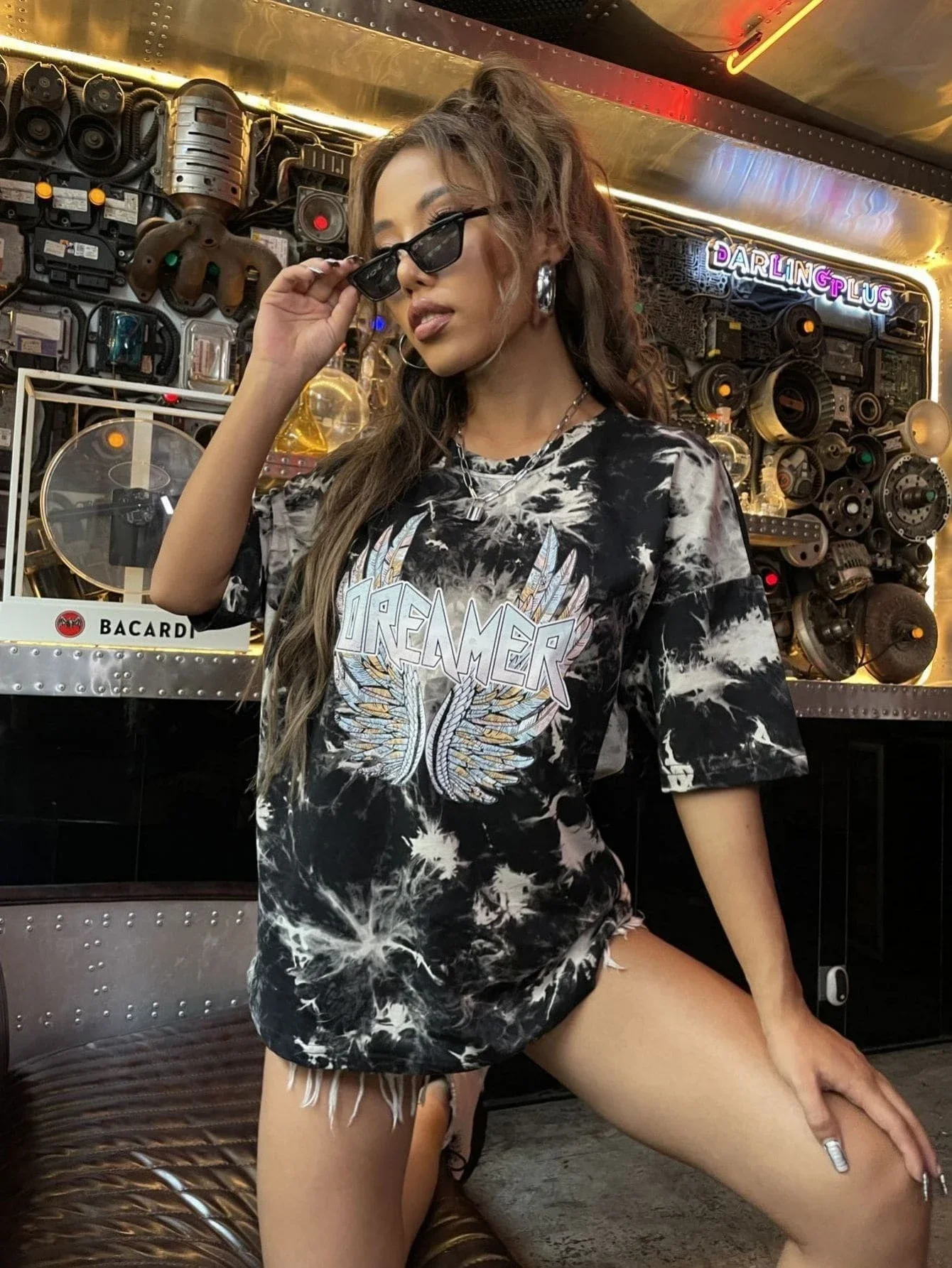 

Wings And Letter Graphic Tie Dye Tee