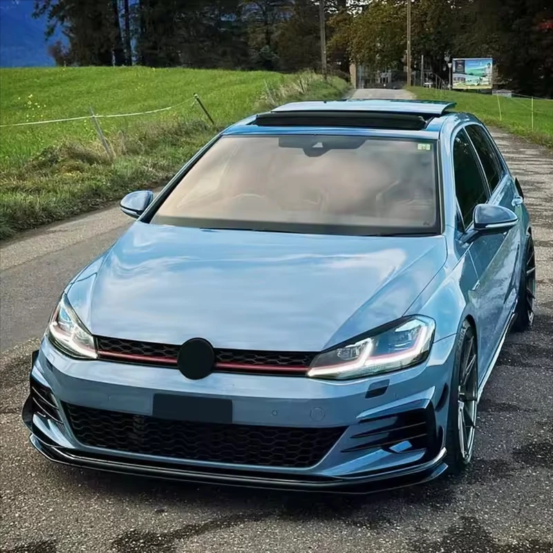 Фото Комплект из 2-х сплиттеров-воздуховодов для переднего бампера VW Golf 7.5 GTI 2017-2019, аксессуары для тюнинга экстерьера и обвеса. №4