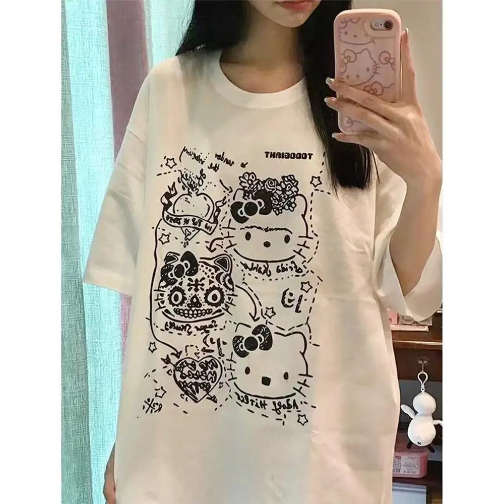 

Sanrio Clothes Hello Kitty 100% Cotton T-Shirt Kawaii Anime Graffiti Korean Version Summer Loose Harajuku Men and Women Lovers