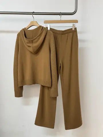 Женский кашемировый брючный костюм