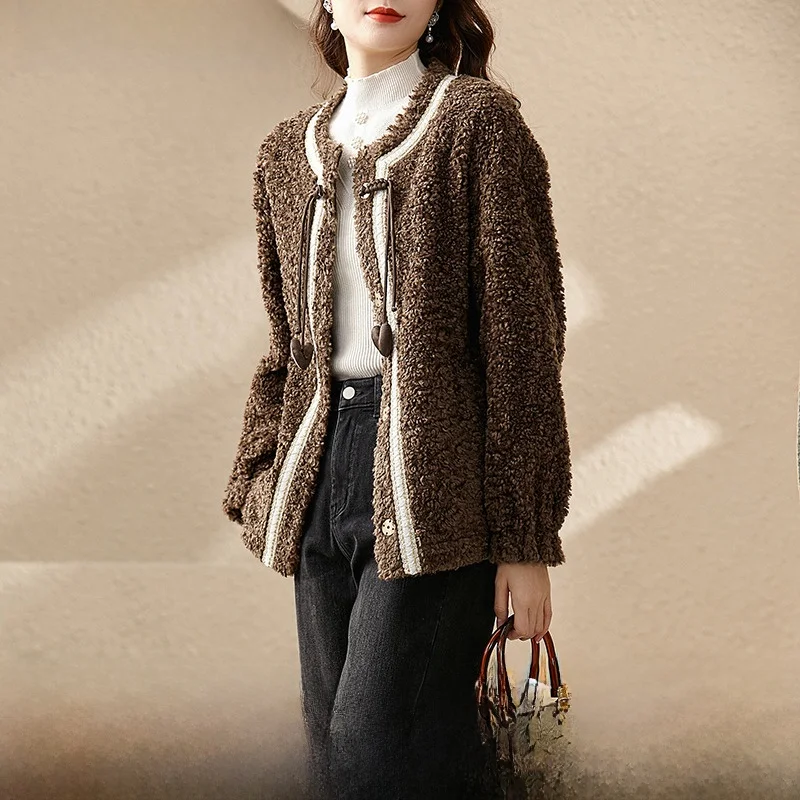2024 зимнее новое плюшевое теплое короткое пальто с круглым вырезом и пряжкой