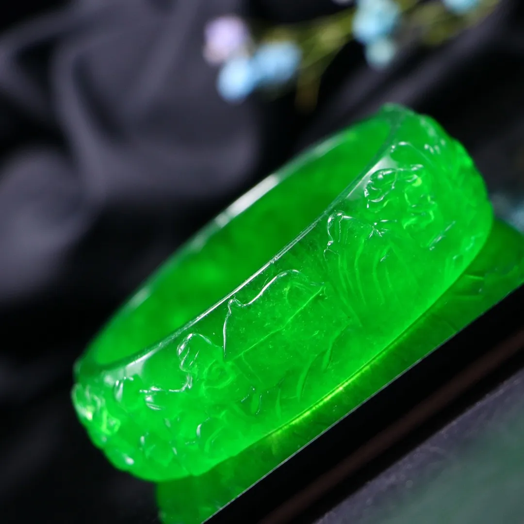 

Императорский зеленый нефритовый браслет, женское изящное ювелирное изделие, подлинный Браслет из Мьянмы из нефрита высокого качества А из Бирмы