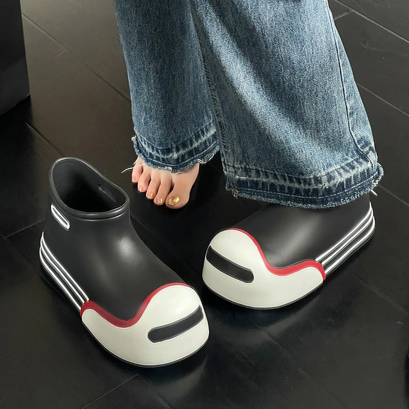 Anti-slip rain boots summer new fashion short boots waterproof rain shoes