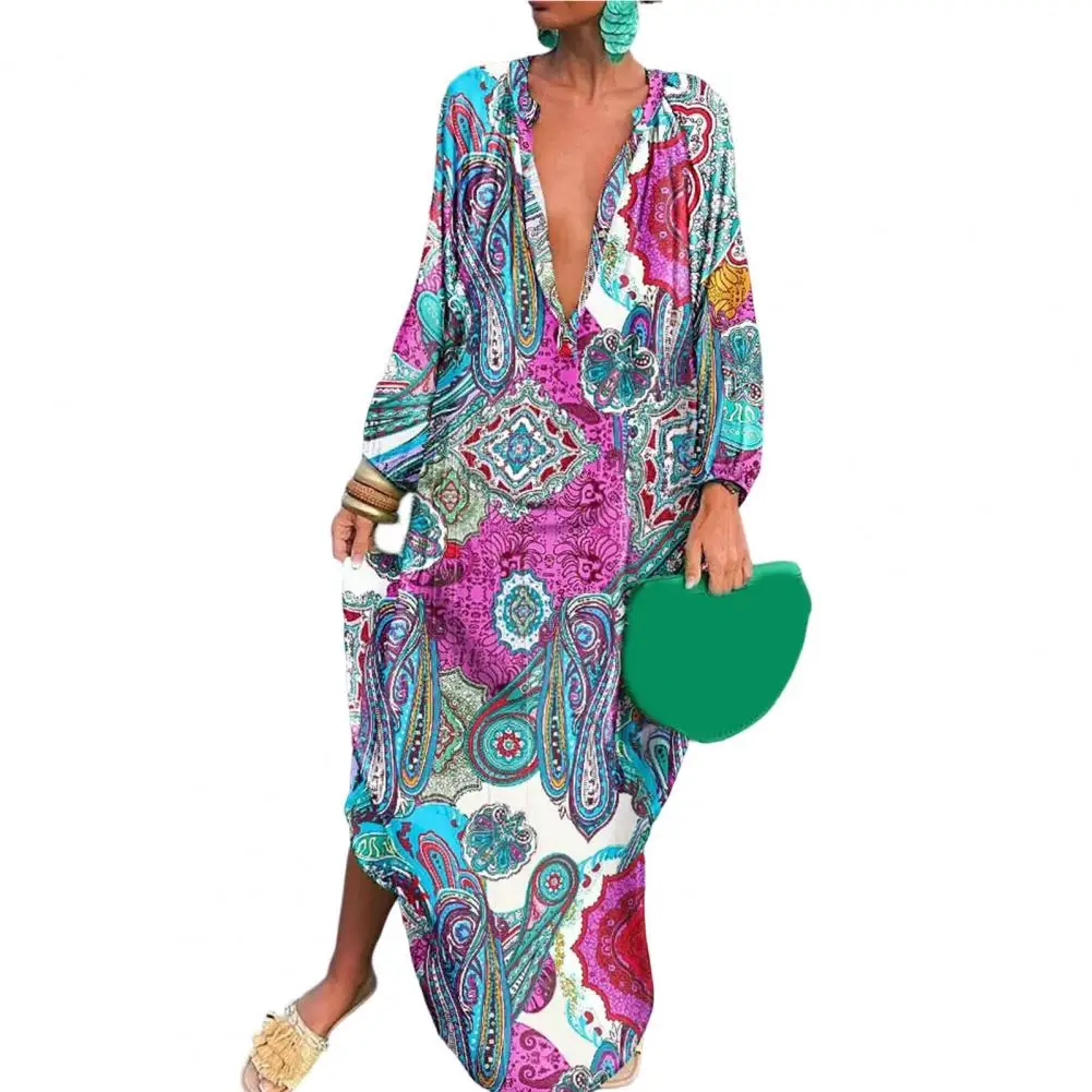 Женское эластичное платье-макси с глубоким V-образным вырезом