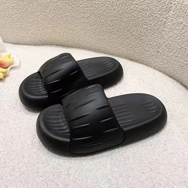 Indoor Bathroom Slippers Women Summer Shoes Thick Sole Soft EVA Ladies Home Street Slides Female Beach Platform Sandals