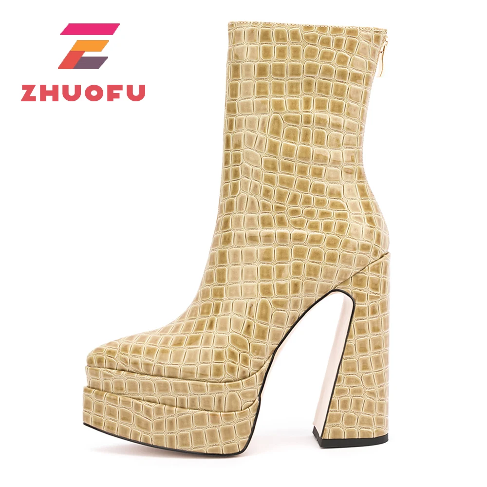 

Женские осенне-зимние полусапожки ZHUOFU, новинка 2023 года, Европейская и американская мода, с каменным узором, на толстом высоком каблуке, с ост...