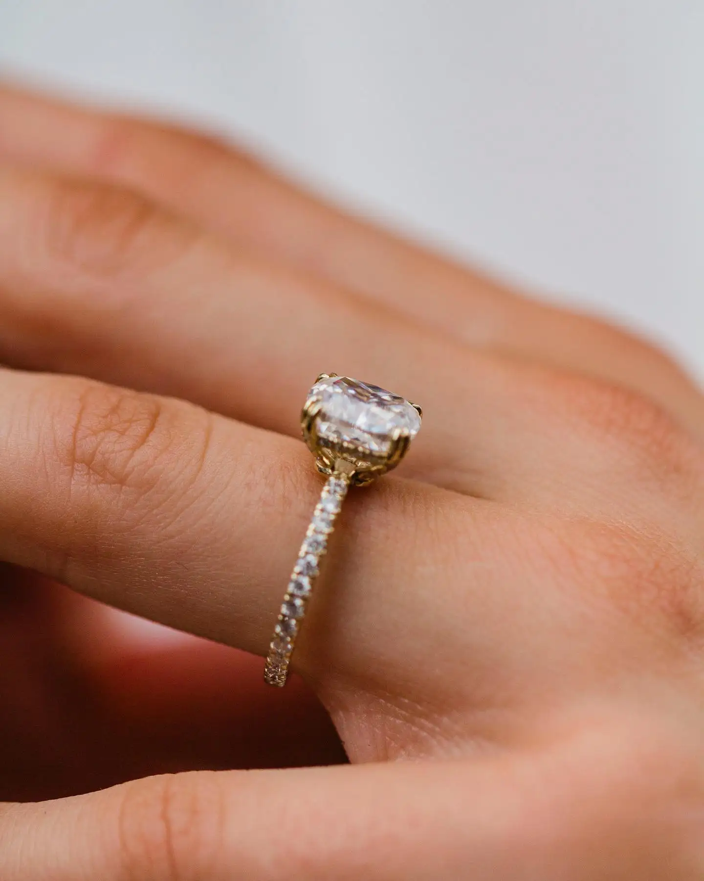 JOVOVASMILE GRA Moissanite Ring For Woman 3.5 Carat 9x8mm Crushed Ice Hybrid Cushion Cut 18k Yellow Gold 585 Donut Double Claw