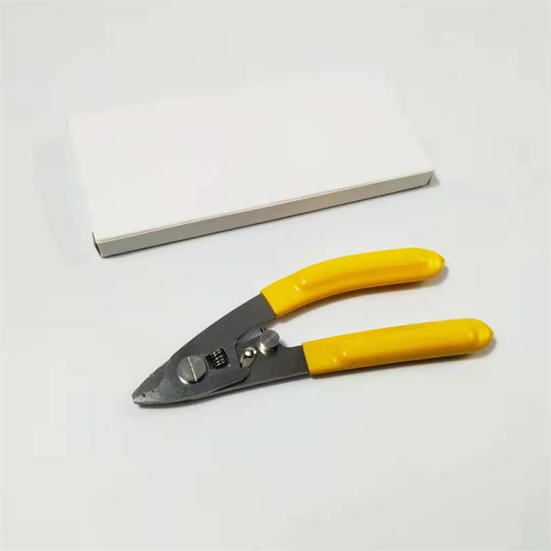 CFS-2 CFS-3 Stainless Steel Three-port Fiber Stripping Pliers FTTH Tool Optic Wire Stripper CFS2 CFS3 Made in China