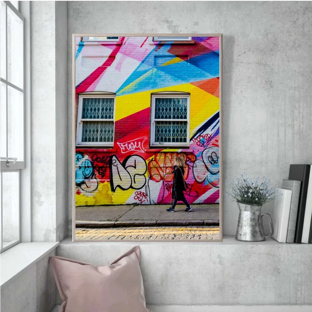 

Street Woman Walking Modern Canvas Painting Abstract Graffiti Wall Art Poster Home Decor HD Printed No Frame Picture Living Room