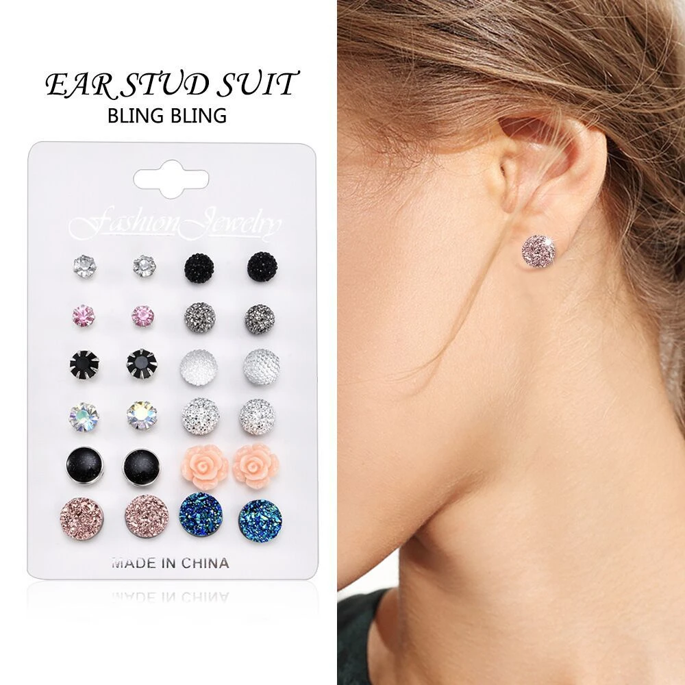 Набор серег-гвоздиков с кристаллами разных цветов 12 пары/компл. |