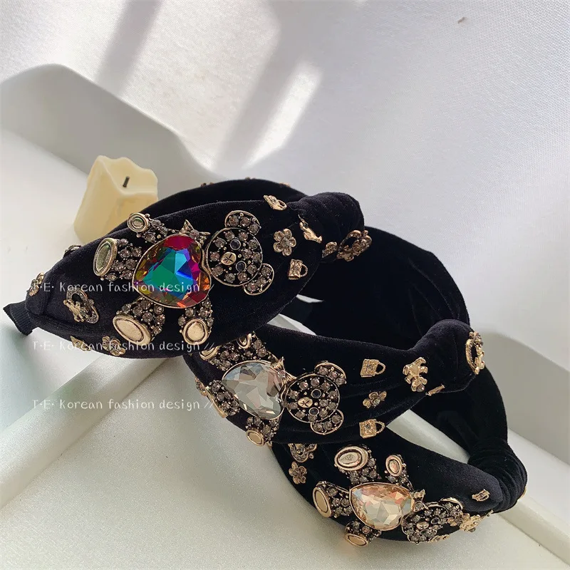 

High End Crystal Bear Rivet Wide Velour Hairbands Vintage Baroque Diamond Headband Bride Brand Tiara Hair Accessories Headdress