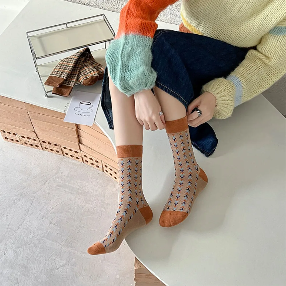 

Autumn Retro Streetwear Cotton Colorblocking Thick Middle Tube Hosiery College Style Hosiery Korean Style Socks Girls Socks