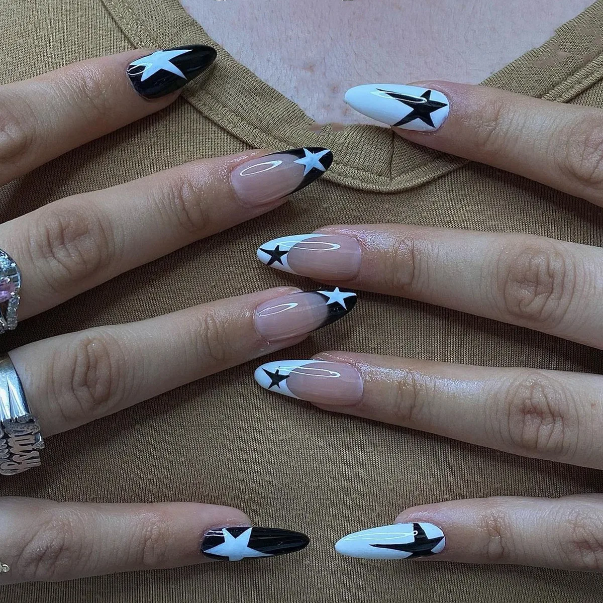 

24pcs Y2K Press on Nails Almond Glitter Diamond Black White Star Designs French False Nail Tips Wearable Acrylic Fake Nail 2023