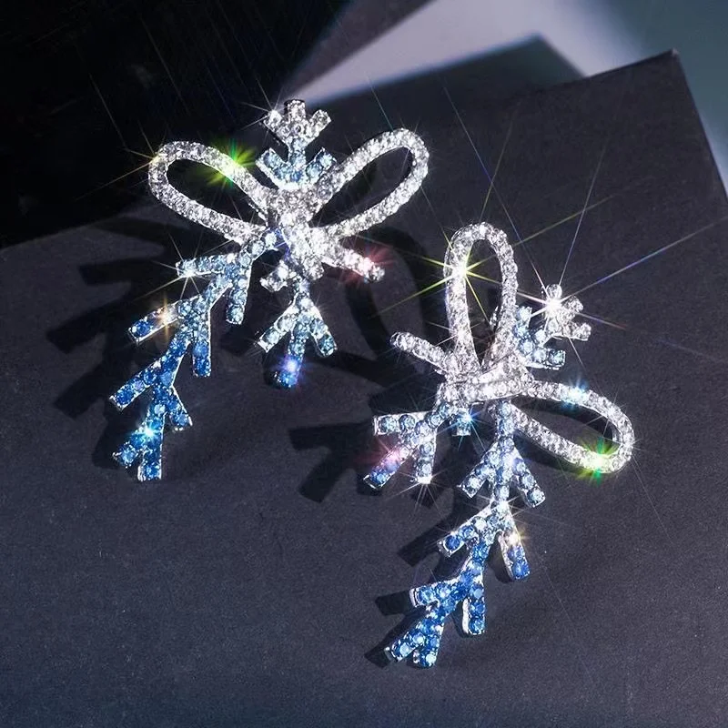

Hefangjia Exquisite Zircon Earrings Gradient Blue Purple Long Hanging Women's Pendant Snowflake Earrings Christmas Jewelry Gift