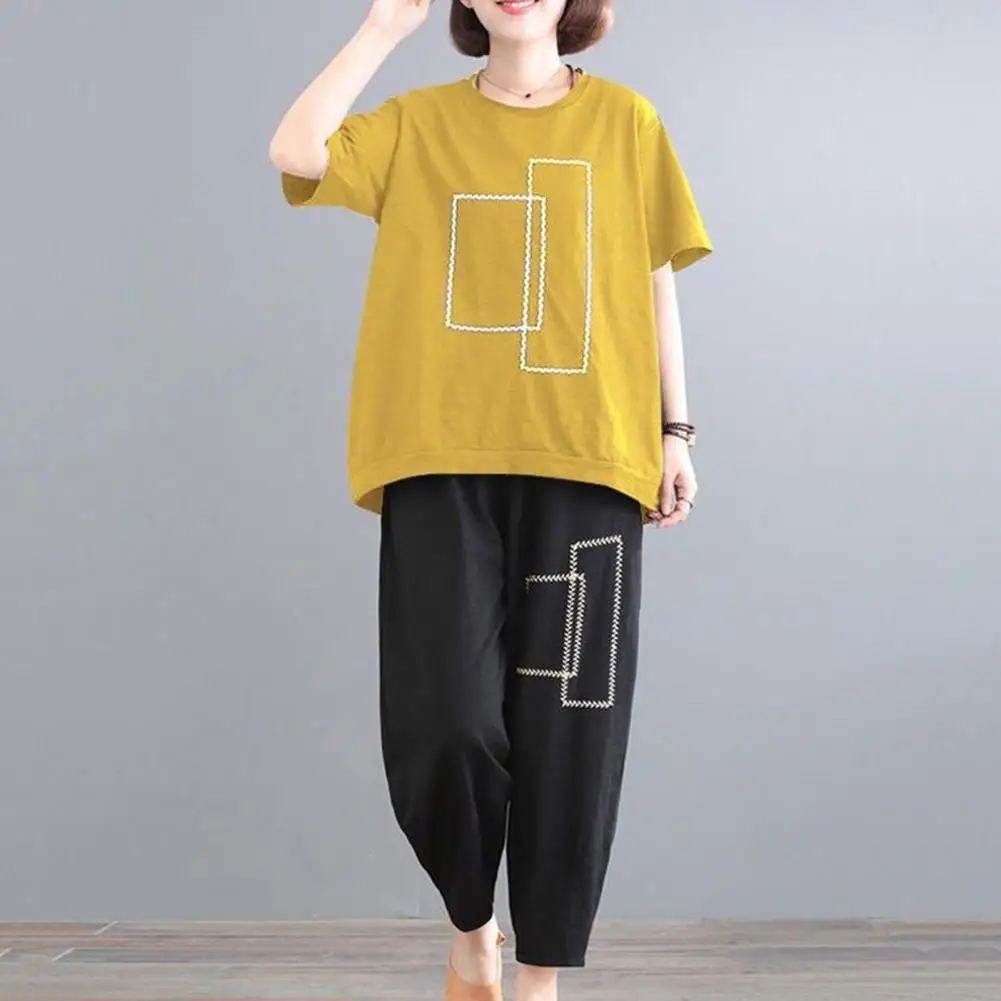 

2Pcs/Set Women Summer Outfit O-Neck Short Sleeve Elastic Waistband Pockets Top Pants Set Mid-aged Wide Leg Harem Pants Outfit