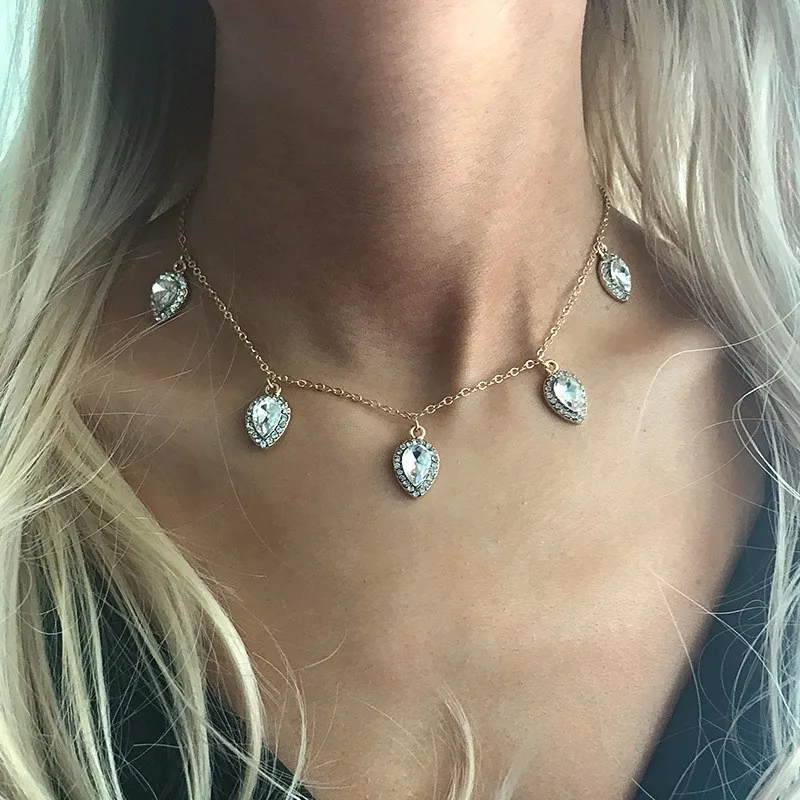 

2022 New Exquisite Elegant Teardrop Pendant Necklace for Women Fashion Jewelry High Quality AAA Zircon Necklaces Couple Gifts